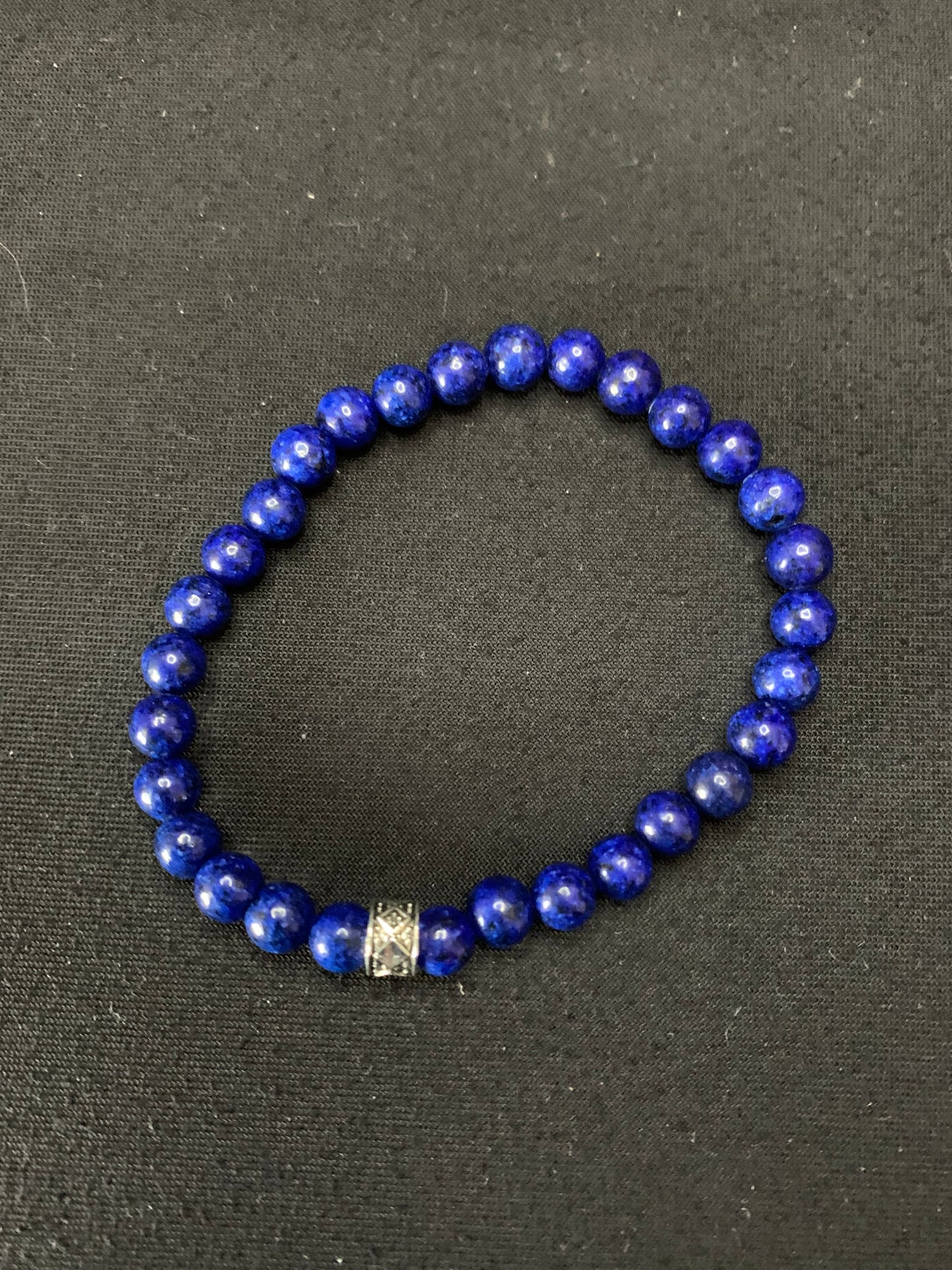 Lapis-lazuli 16 centimètres, 0,6 mm.