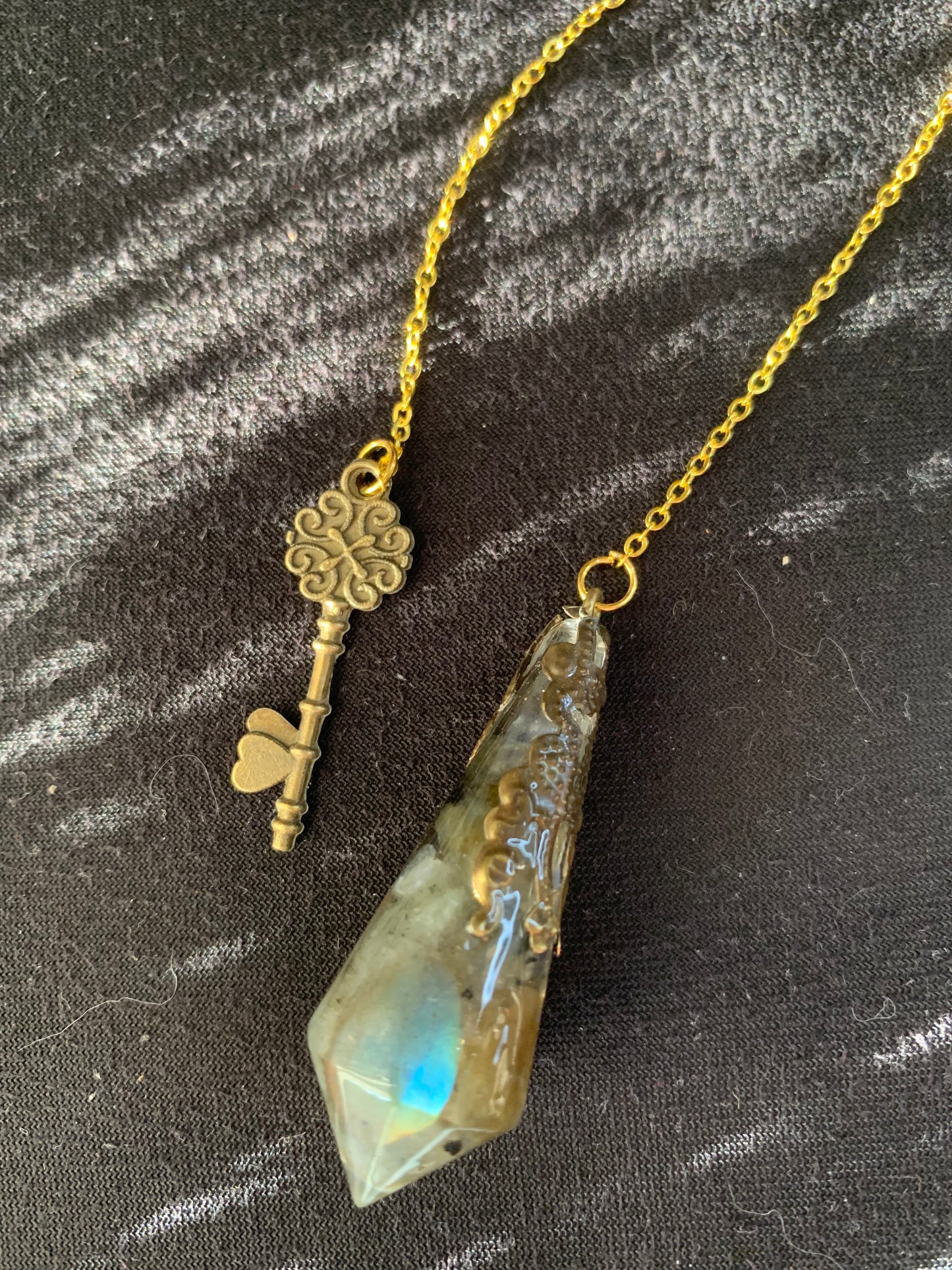 Pendule en Labradorite