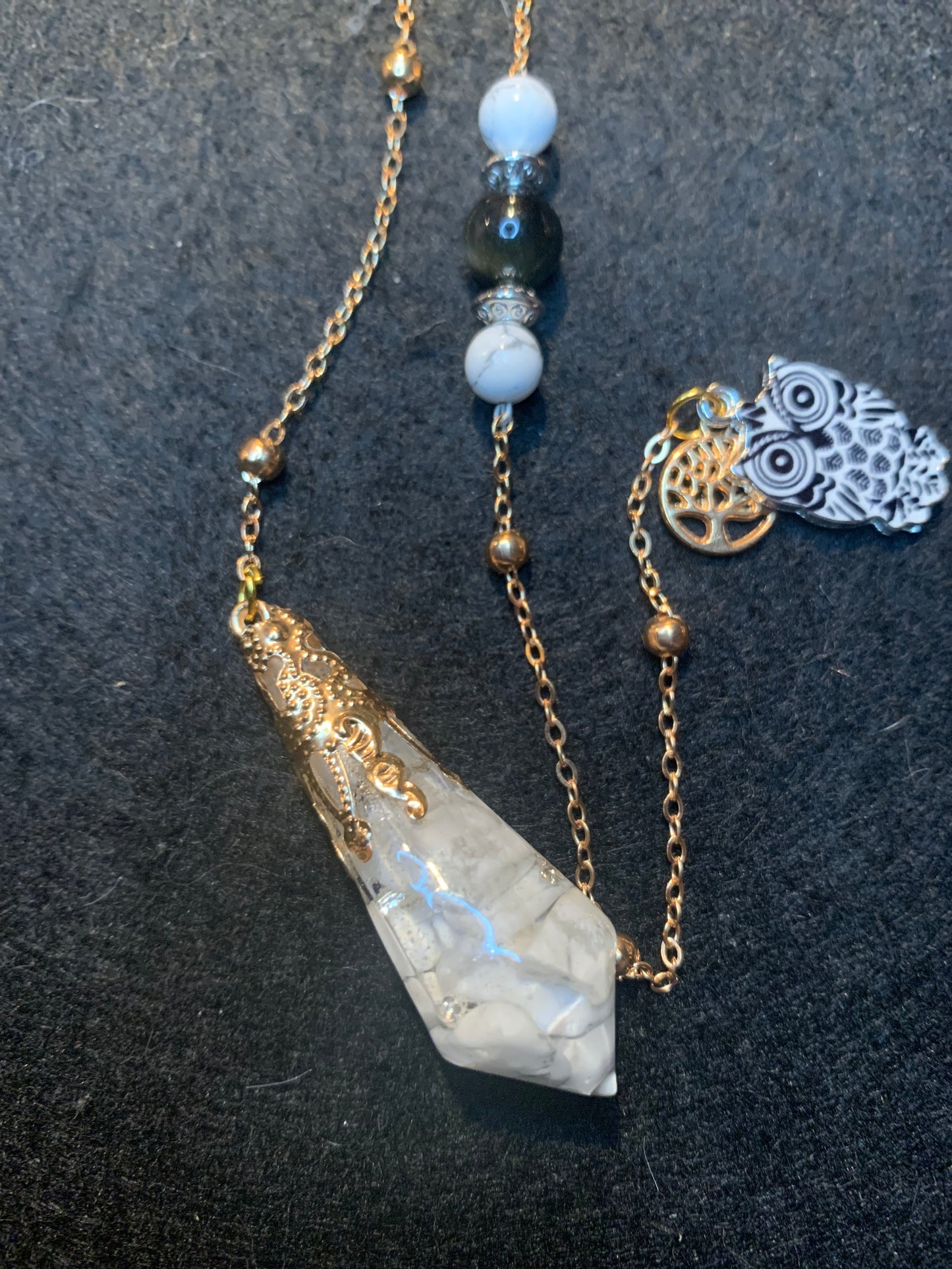 Pendule en Howlite et Obsidienne Noire