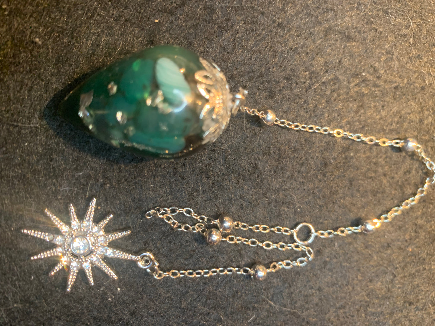 Pendule en Agate Verte