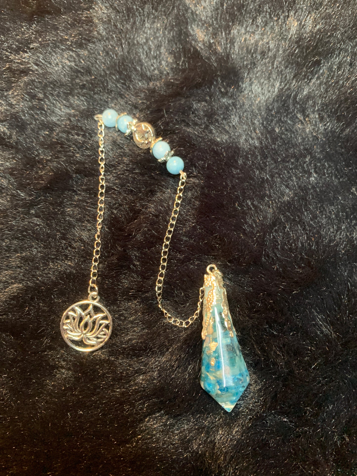Pendules enchantés apatite,calcédoine