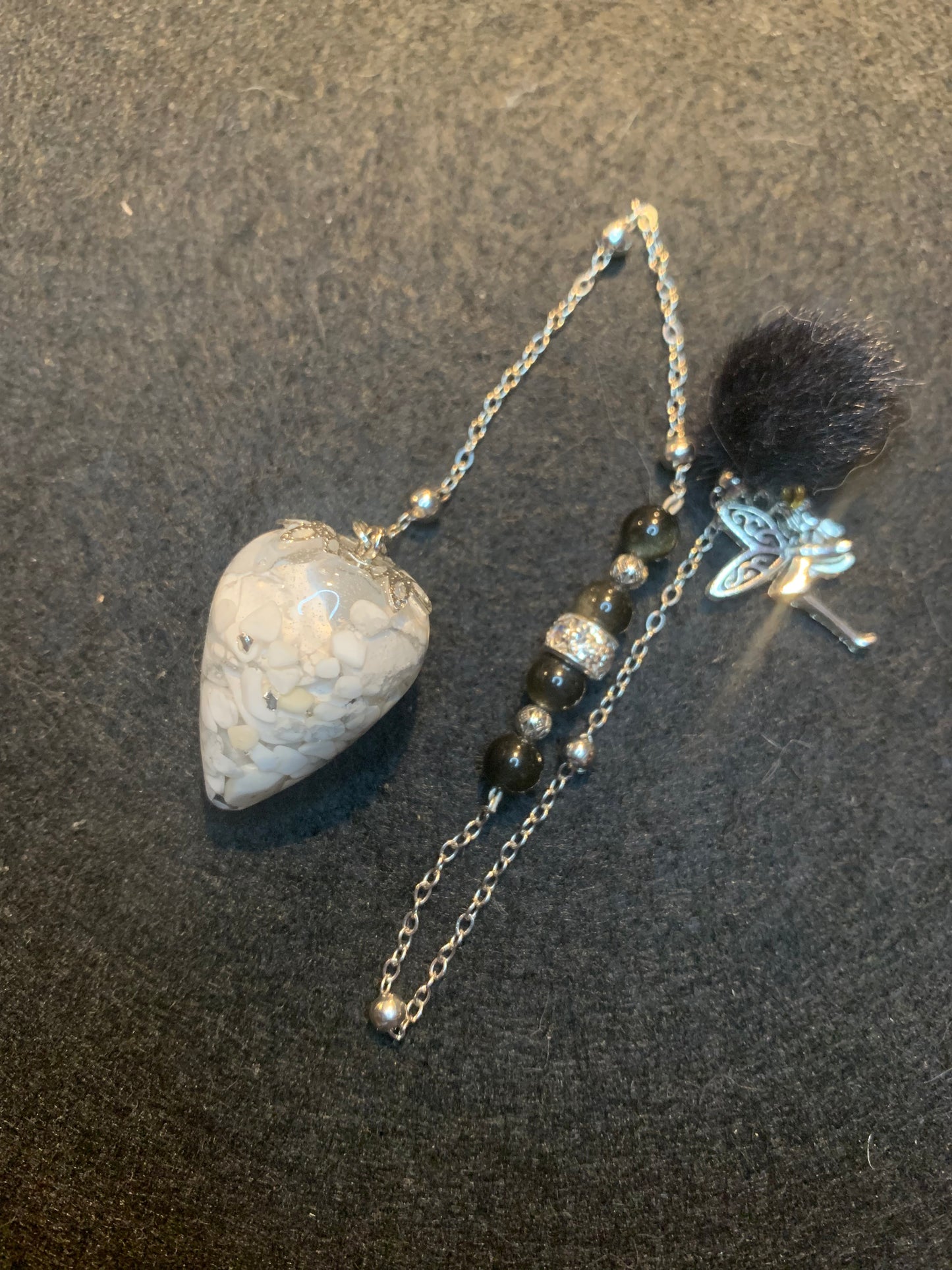 Pendule en Howlite et Obsidienne Noire