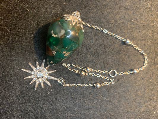 Pendule en Agate Verte