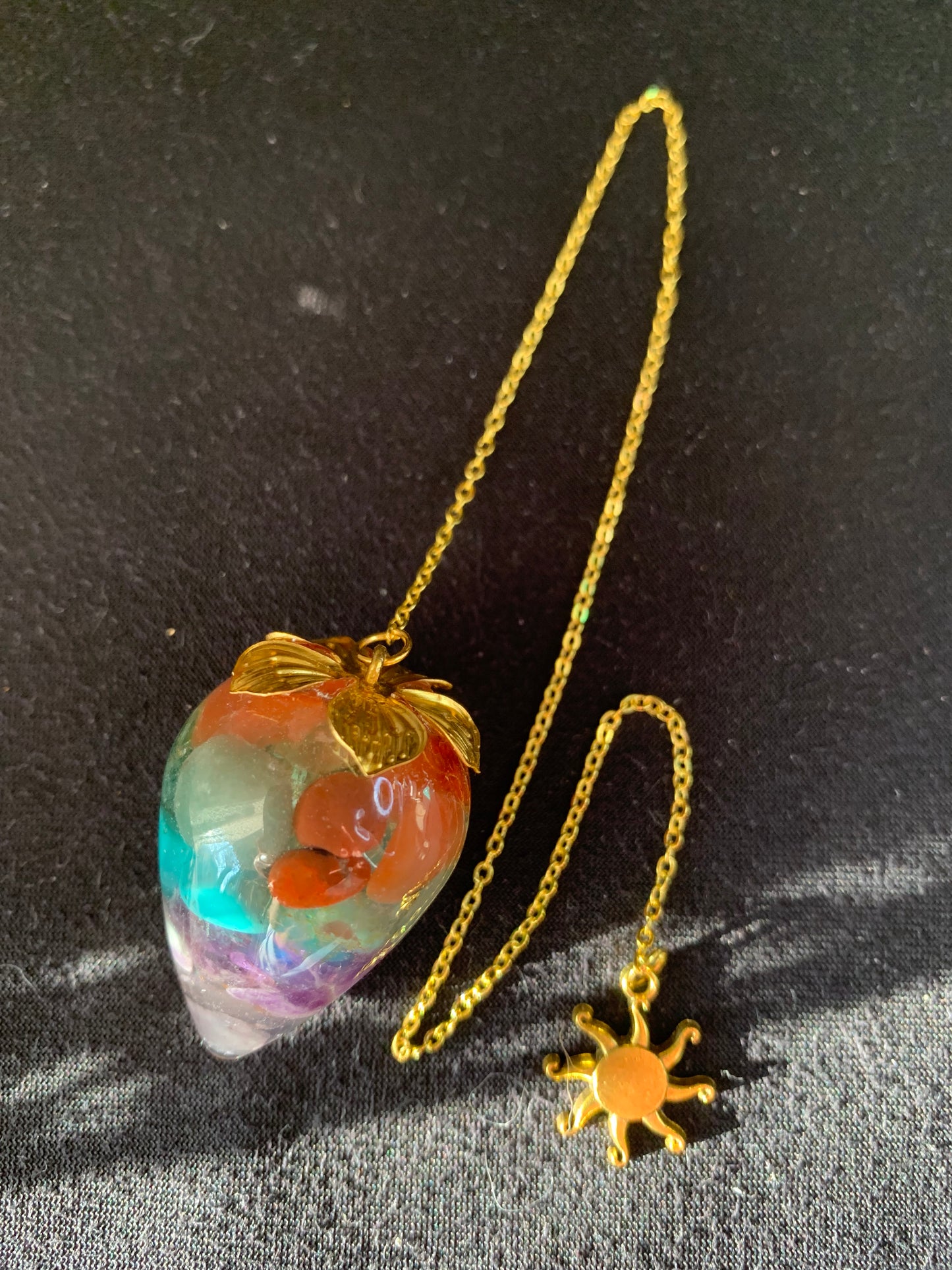 Pendule aux sept chakras